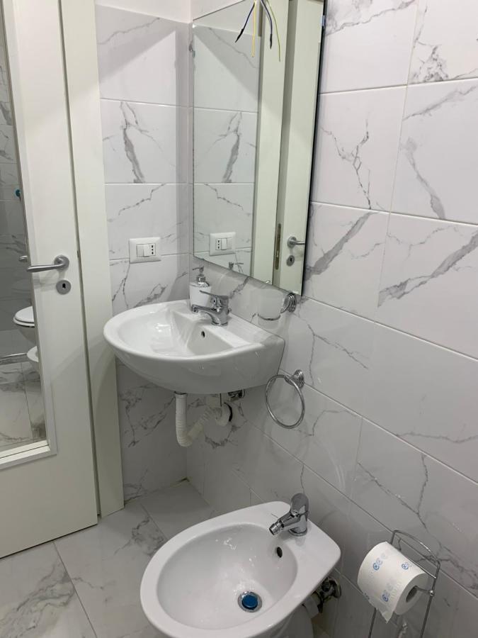 A Cas E Nanninell Apartment Naples Luaran gambar