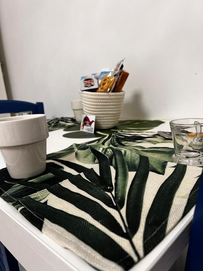 A Cas E Nanninell Apartment Naples Luaran gambar