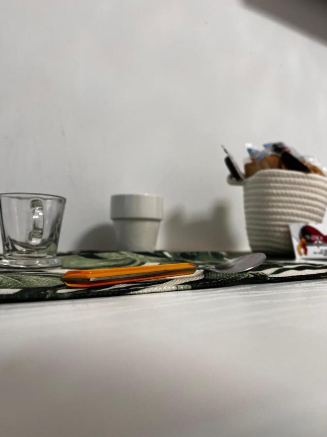 A Cas E Nanninell Apartment Naples Luaran gambar